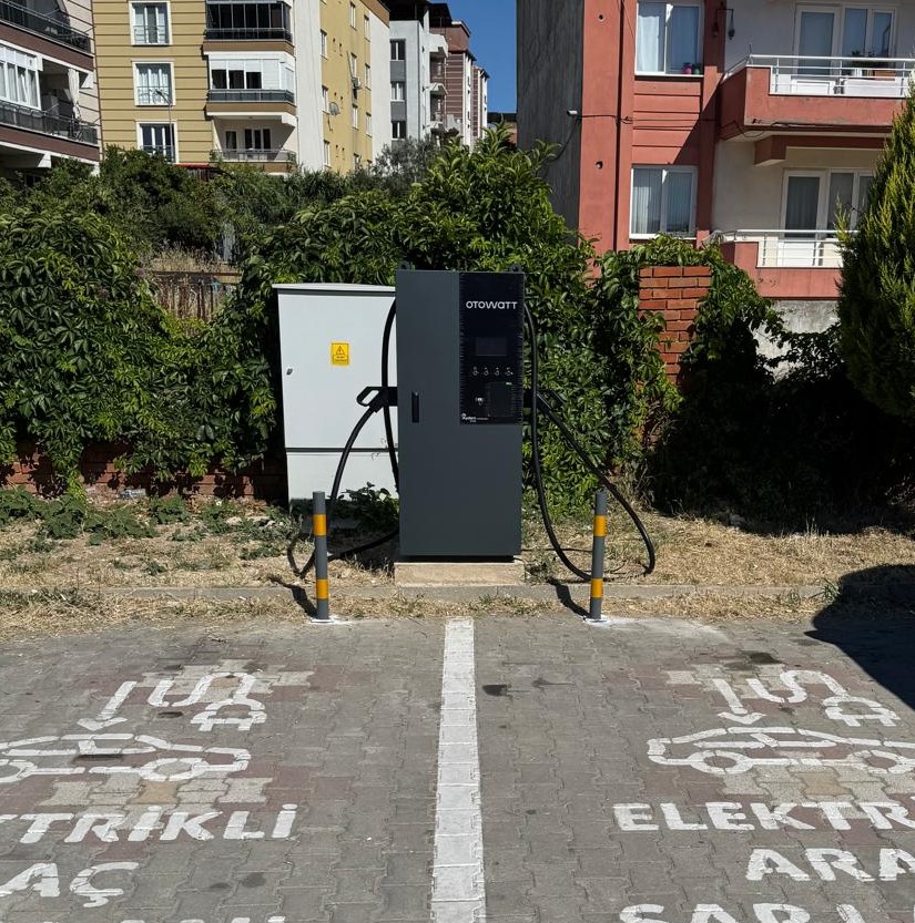 Soma’da Otowatt Şarj Ağı İki Yeni Noktayla Büyüyor! Soma’da Otowatt Şarj Ağı İki Yeni Noktayla Büyüyor!