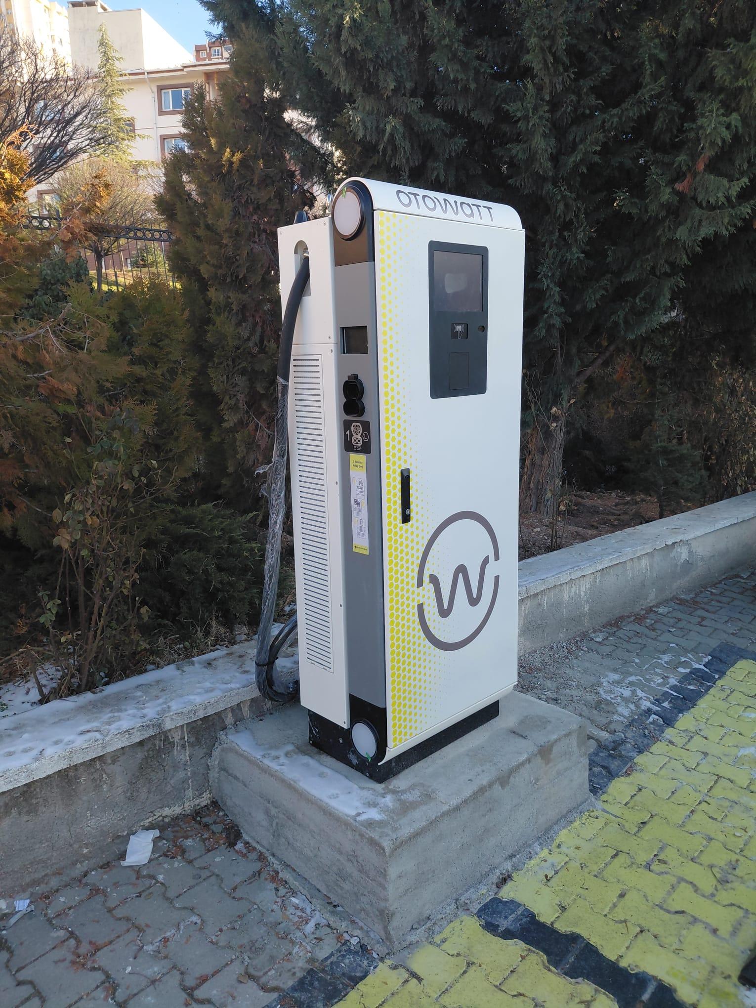 TOKİ Turkuaz Çarşı’da Otowatt DC Şarj Hizmeti Başladı TOKİ Turkuaz Çarşı’da Otowatt DC Şarj Hizmeti Başladı