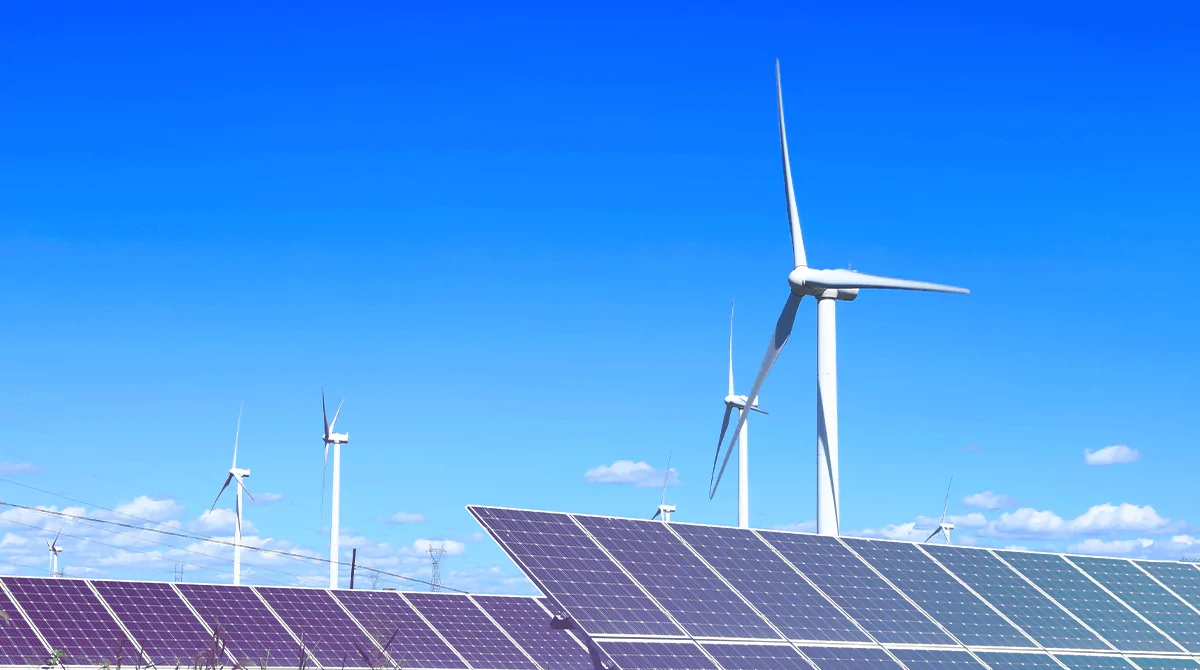 Türkiye'de Yenilenebilir Enerji Yatırımları Nasıl Gelişiyor?